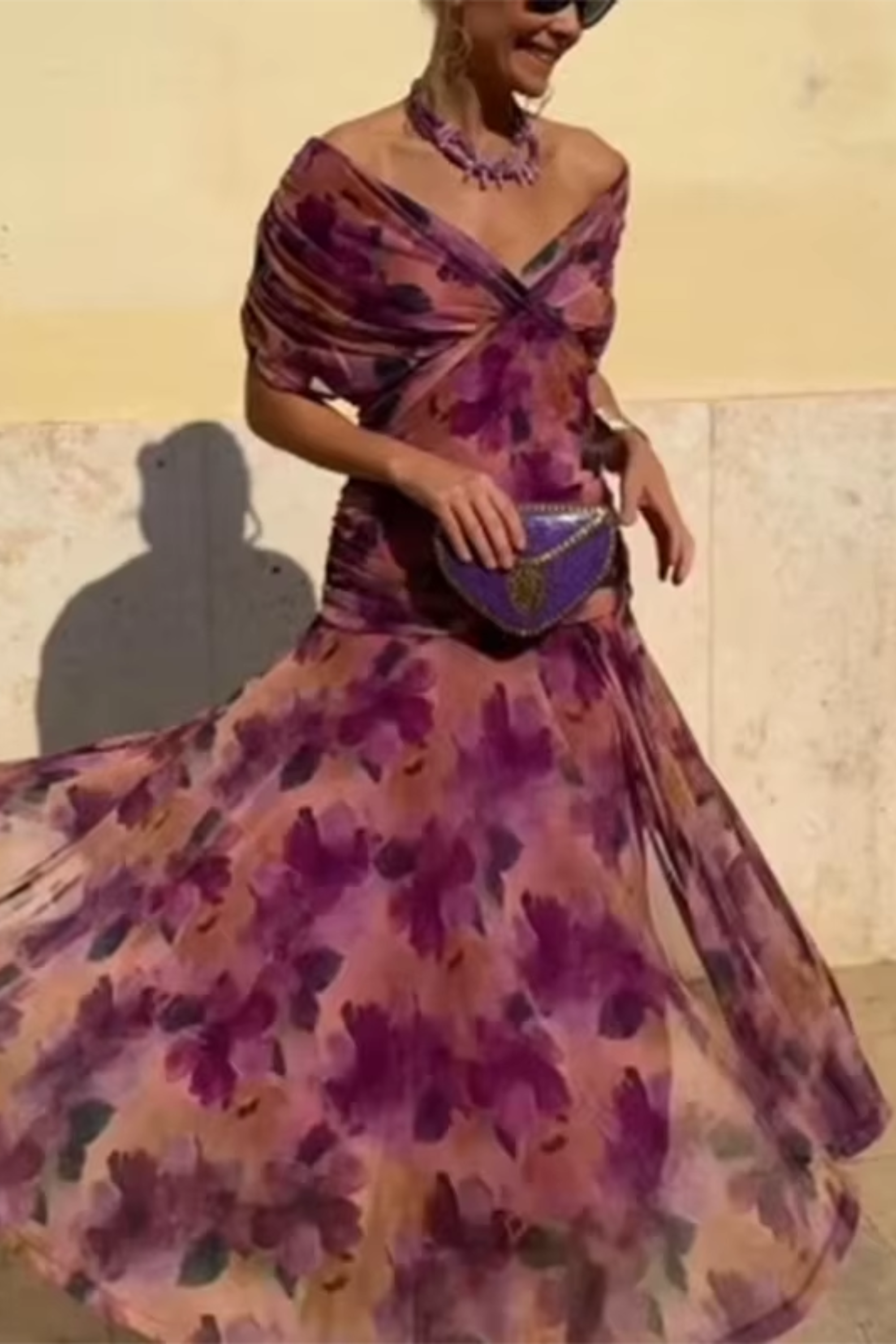 Louise™  | Robe Maxi de Fête Élégante à Col V