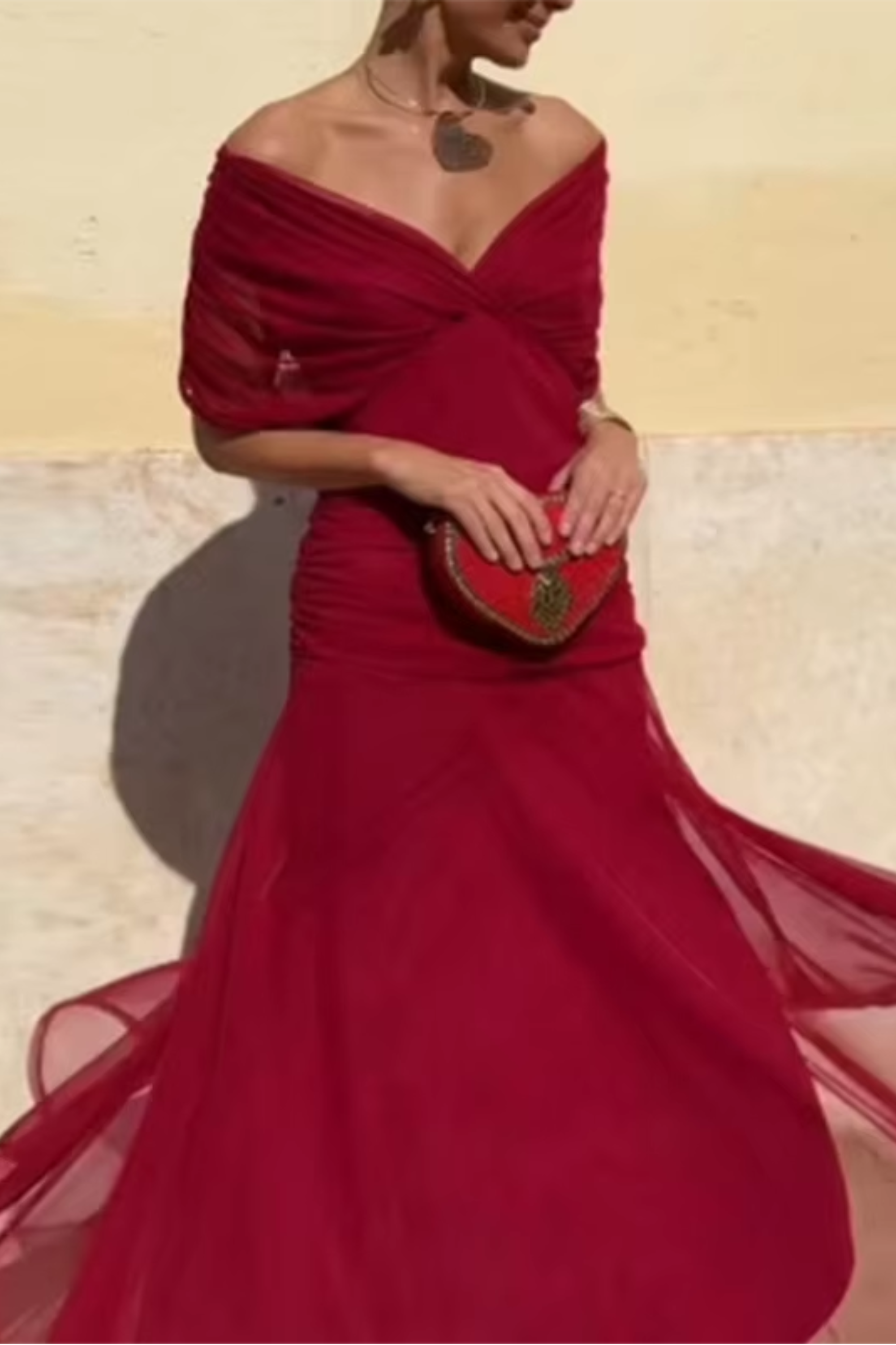 Louise™  | Robe Maxi de Fête Élégante à Col V