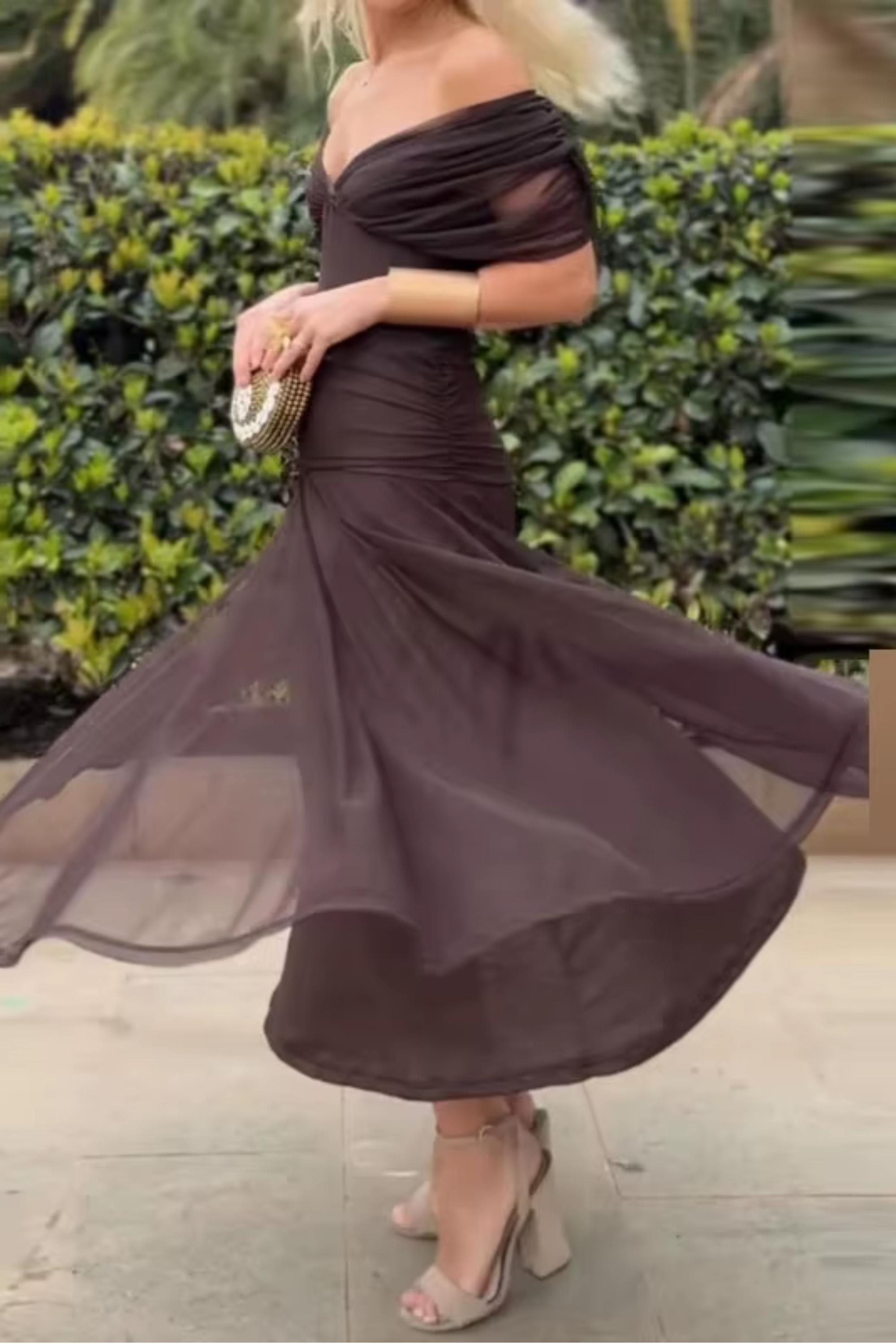Louise™  | Robe Maxi de Fête Élégante à Col V