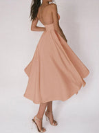 Elara - Robe Minimaliste Élégante