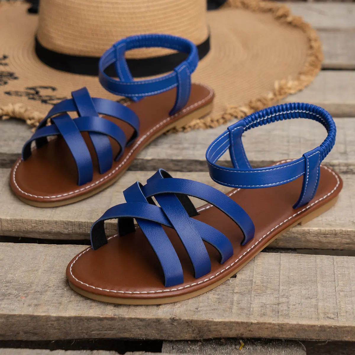 Sandales à Lanières Croisées pour Femmes – Design Moderne, Confortables pour un Usage Quotidien