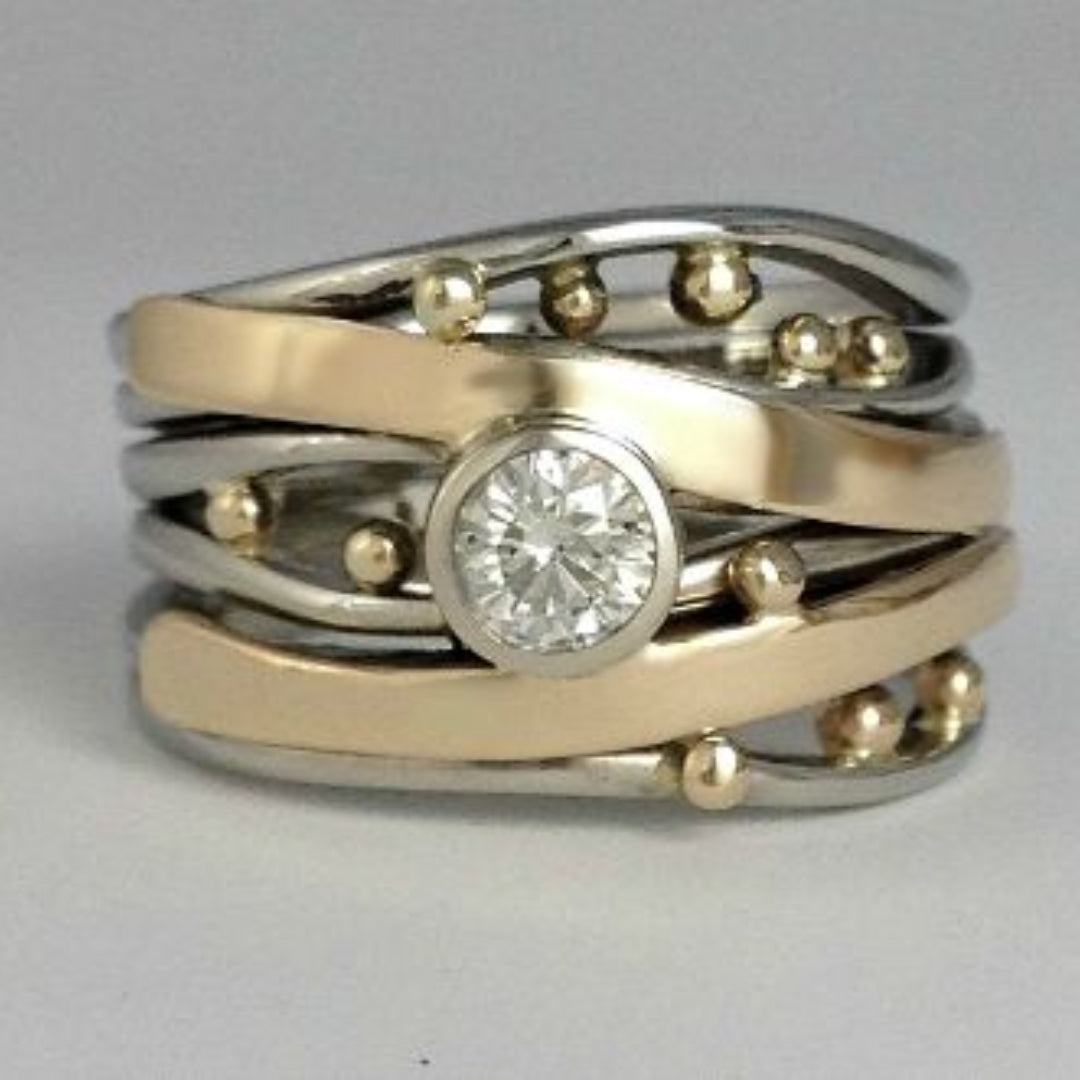 Royal - Bague vintage en or avec zircone incrustée