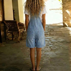 Clara™ | Salopette courte en jean bleu clair