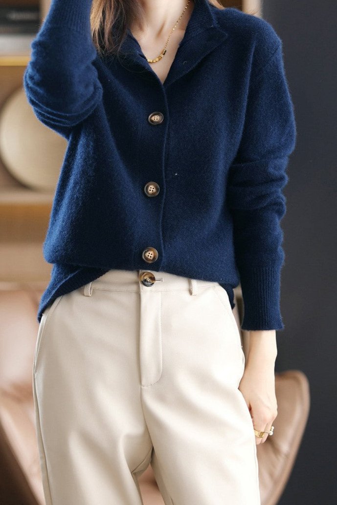 Margaux™ | Cardigan Classique à Boutons camel