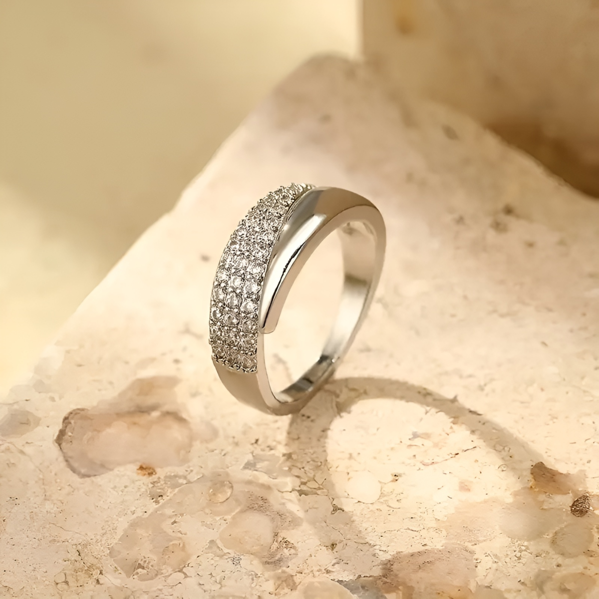 Julie | Bague Élégante Haven