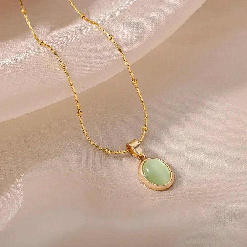 Collier Pendentif Goutte d’Eau en Opale en Acier Inoxydable Doré Chic