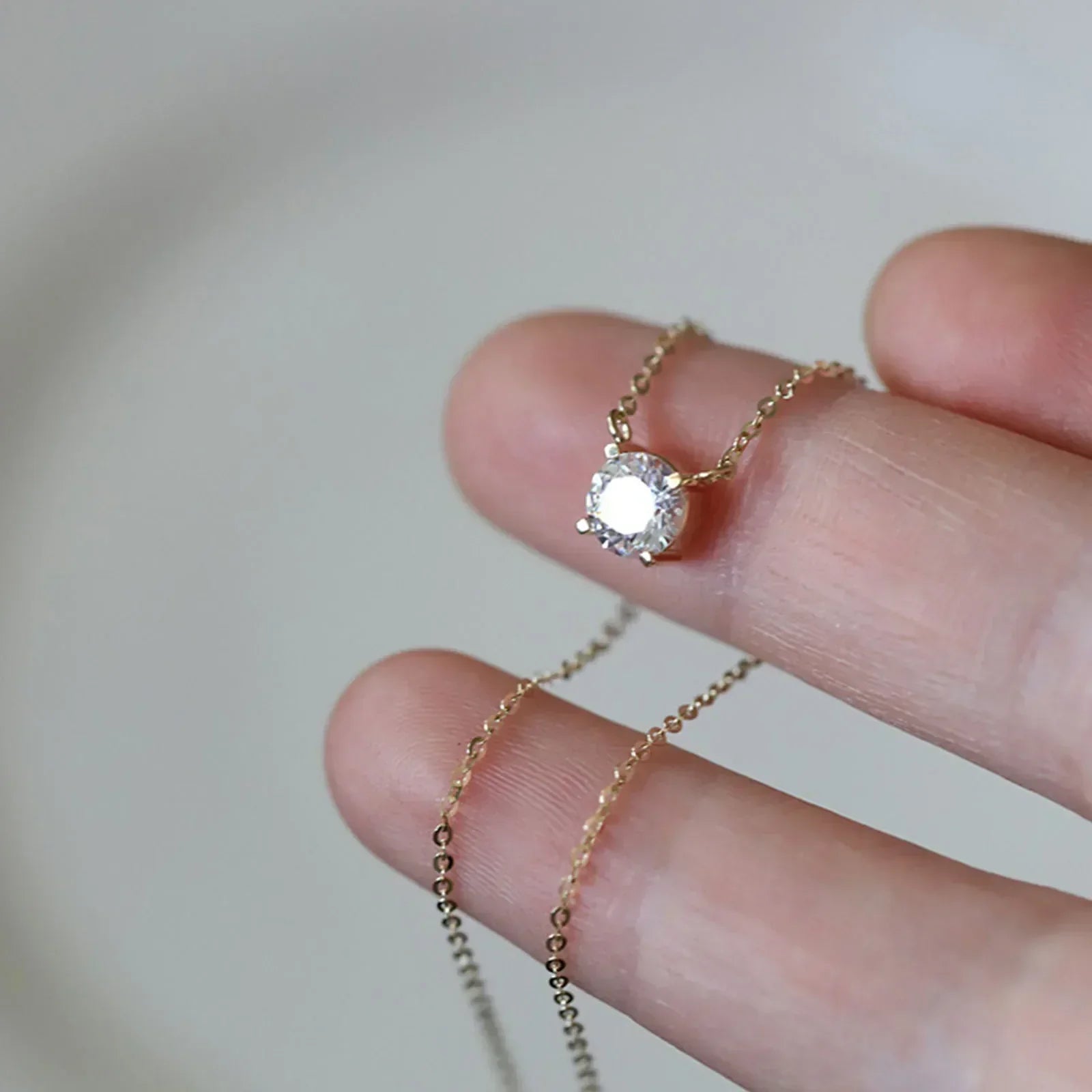 Collier en argent sterling plaqué or avec zircon