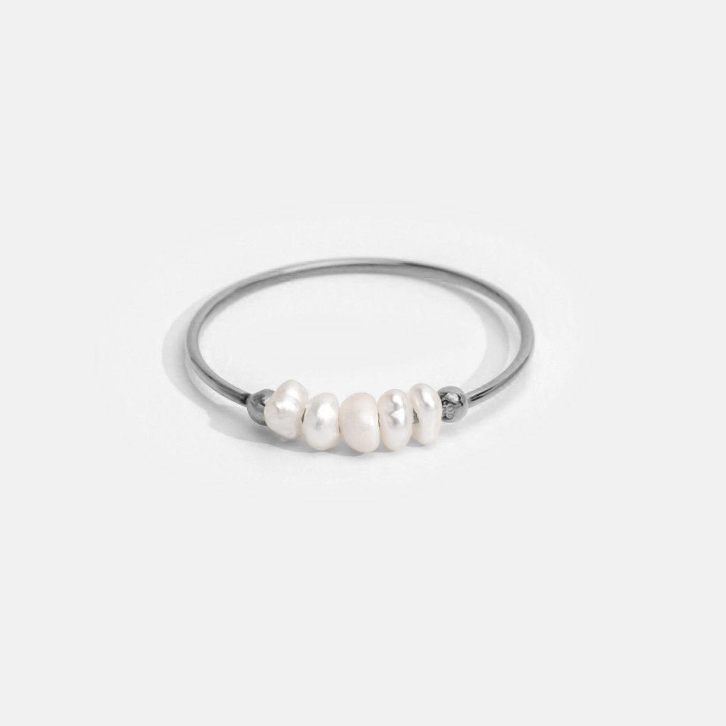 Bague en argent classique avec perle d'eau douce