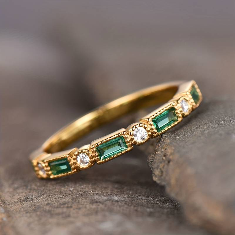 Alex - Bague en or avec incrustation de zirconium vert